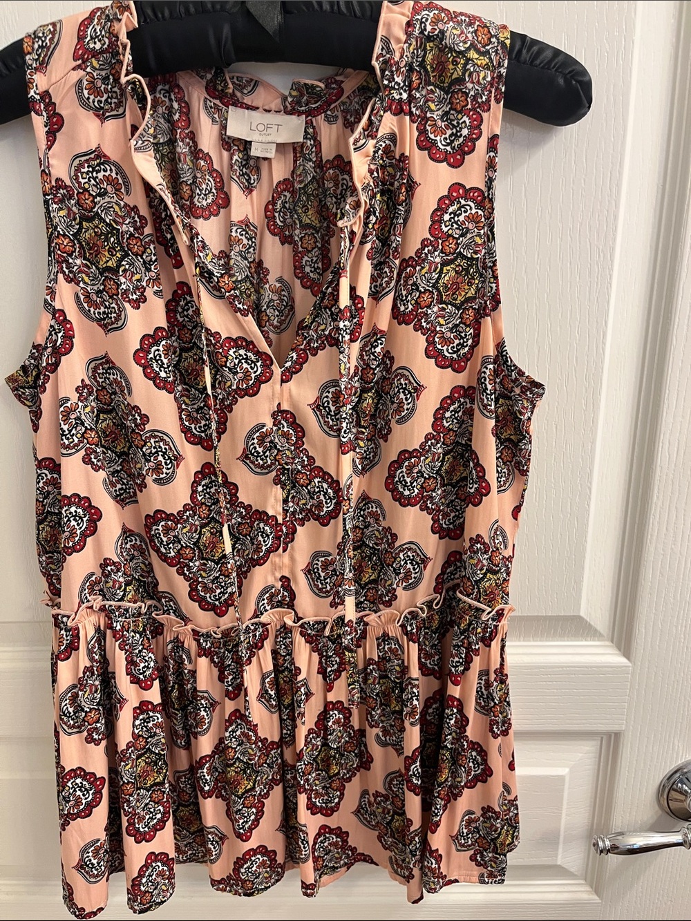 LOFT Peach Medallion Print Sleeveless Peplum Blouse SZ M